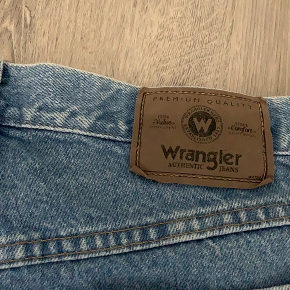 WRANGLER jean, mom style, old school 90’s jeans - Picture 3 of 5
